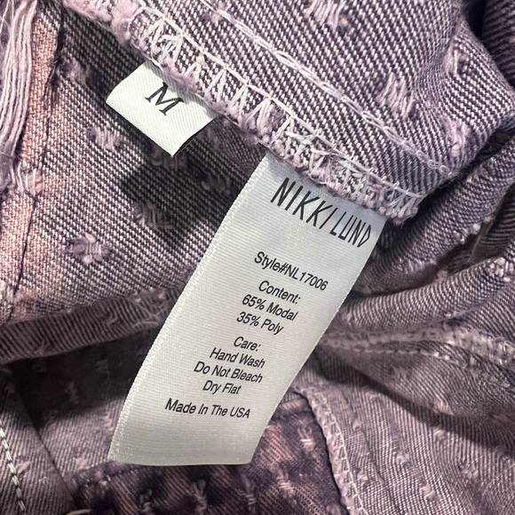 NEW Nikki Lund Bloom Floral Appliqué Texture Denim Jacket - Picture 8 of 8